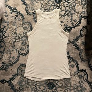 Lululemon white hold tight tank size 4